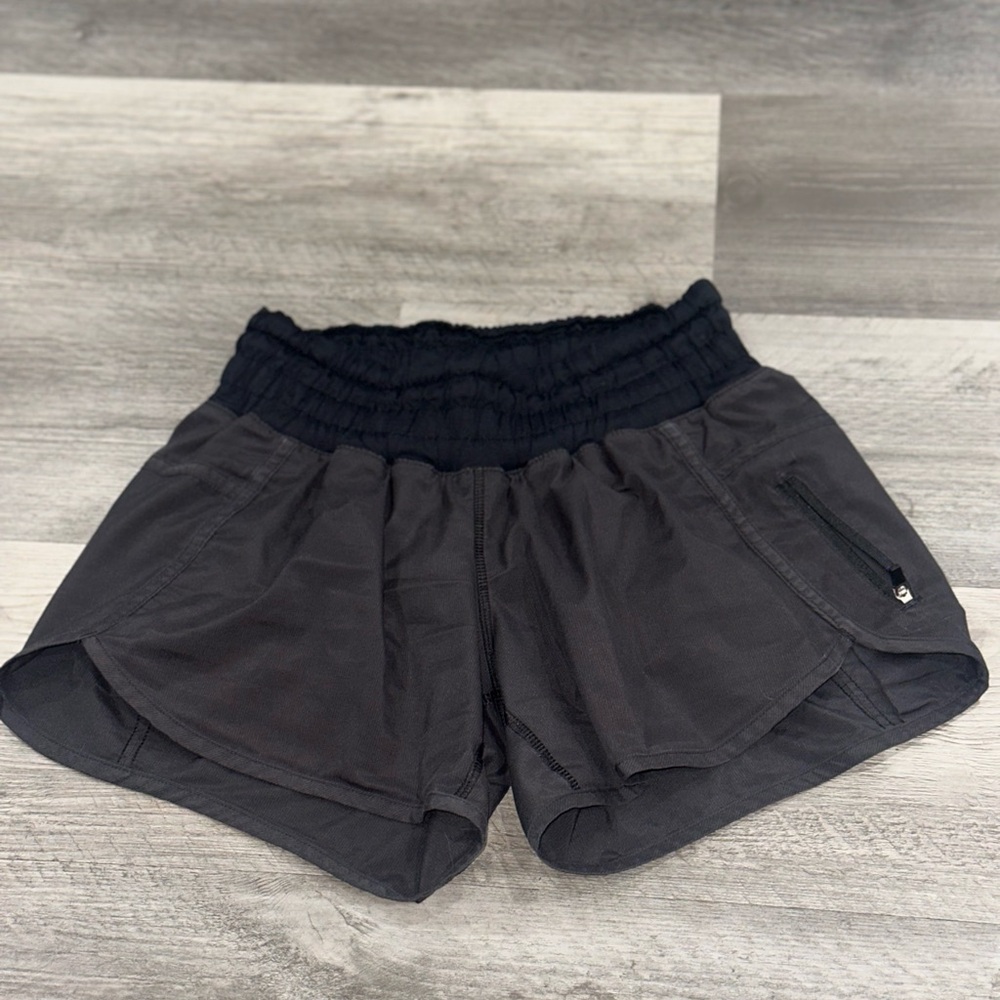 Lululemon Track attack short